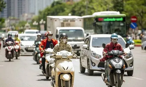 Ngày 24.7, Hà Nội nắng nóng, chiều tối và đêm mưa rào, dông vài nơi