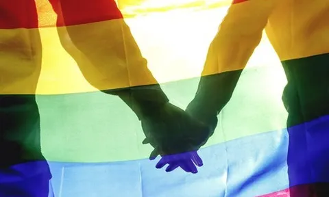 Một số bác sĩ tự nhận chữa khỏi "bệnh đồng tính": Bộ Y tế nói gì?