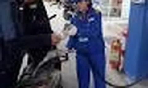 Giá xăng dầu hôm nay 17/8: Giảm thêm 3% sau khi xuống đáy 6 tháng