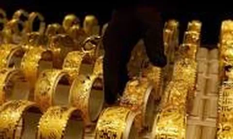 Giá vàng hôm nay 19/8: Biến động nhẹ khi đồng USD tiếp tục gây áp lực