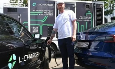 Lắp trụ sạc ô tô, xe điện tại chung cư: Làm sao để đảm bảo an toàn?