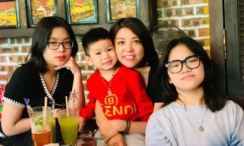 Người mẹ cao 1m50 học cách yêu bản thân