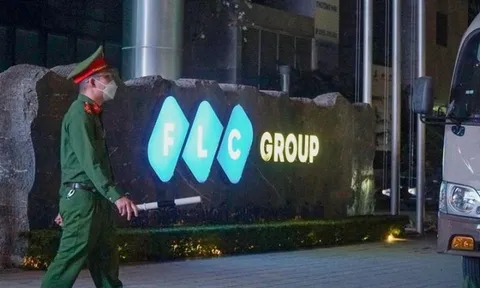 Cổ phiếu cuối cùng 'họ FLC' vào diện bị cảnh báo