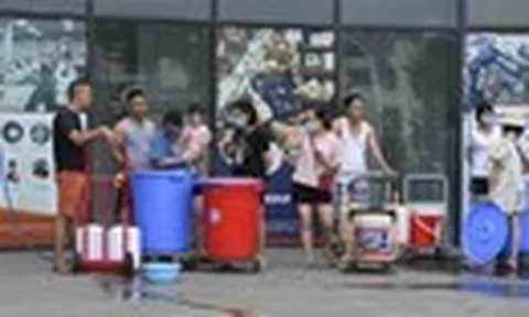 Hơn 1.000 hộ dân chung cư Hateco Apollo Xuân Phương khốn khổ vì mất nước