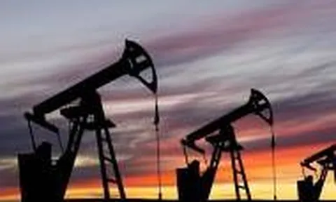 Giá xăng dầu hôm nay (4/10): Tăng mạnh 4% nhờ kỳ vọng OPEC+ giảm sản lượng 1 triệu thùng/ngày
