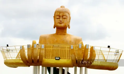 Quán cà phê tự chế "Cầu Vàng" ở Sóc Trăng bị "tuýt còi"!