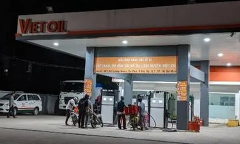 Một doanh nghiệp xăng dầu nợ thuế hơn 684 tỷ đồng, Bộ Tài chính dừng làm thủ tục nhập khẩu