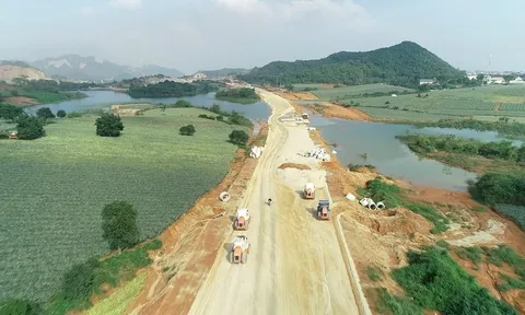 Nhà thầu cao tốc cam kết bảo hành 10 năm hay chiêu trò "làm màu"?