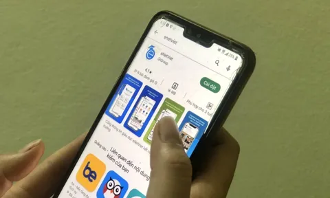 Hé lộ mức hoa hồng hậu hĩnh từ nhà cung cấp sổ liên lạc điện tử cho trường