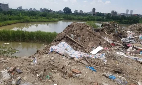 Chính quyền huyện Hoài Đức có đang tìm cách "hoãn binh" trong việc trao đổi thông tin với báo chí?