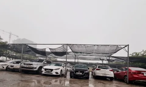 Xã An Khánh (Hoài Đức, Hà Nội): Buông lỏng quản lý để các bãi trông giữ xe trái phép hoành hành – nguy cơ và hệ lụy?