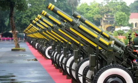 Nghi thức bắn 21 phát đại bác đón nguyên thủ quốc gia