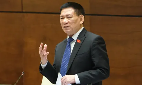 Đại biểu lo đại lý bán xe máy "hai giá" thất thu thuế, Bộ trưởng nói khó thanh tra