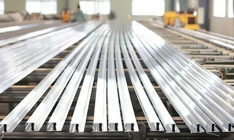 Bộ Công Thương rà soát chống bán phá giá nhôm từ Trung Quốc