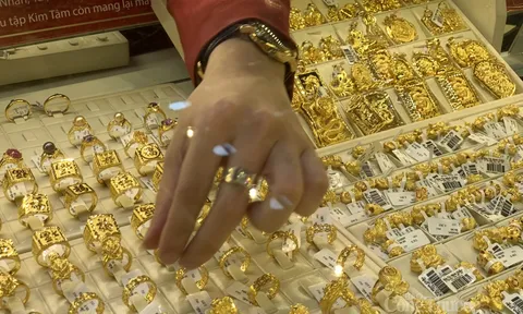 Giá vàng hôm nay 26/6: Vàng SJC tăng 50.000 đồng phiên cuối tuần