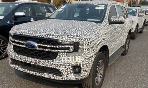 Ford Everest chốt lịch ra mắt Việt Nam, theo sau là 'bom tấn' Territory