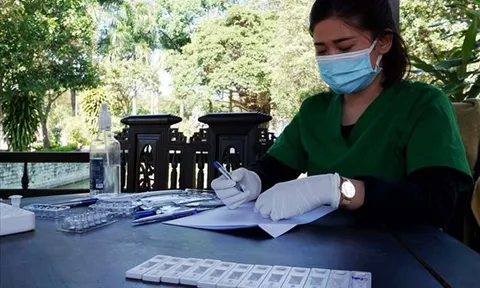 Kon Tum: 5,5 tỉ thu phí xét nghiệm COVID-19 sai, phải hoàn trả cho dân