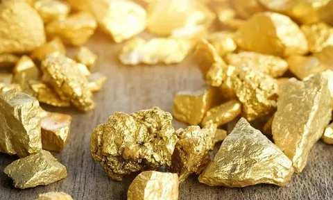 Bán tháo ồ ạt, vàng trong nước tiếp tục giảm nửa triệu/lượng