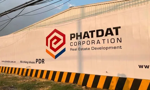 Phát Đạt Group: Nợ trái phiếu nghìn tỷ, mang cổ phiếu giảm giá đi cầm cố