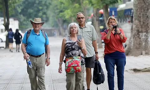 Ngành du lịch thu khoảng 9.600 tỷ đồng trong 3 ngày Tết dương lịch