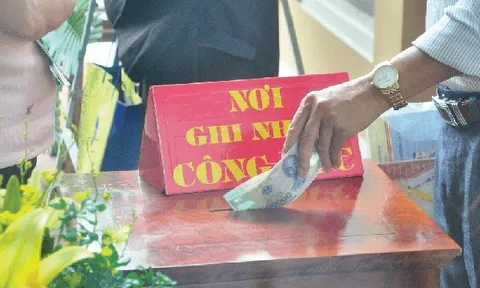 Bộ Tài chính ban hành quy định mới về tiếp nhận tiền công đức