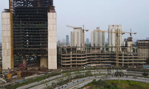 Siêu dự án hơn 10.000 tỉ hoen gỉ sau 10 năm nằm trơ khung