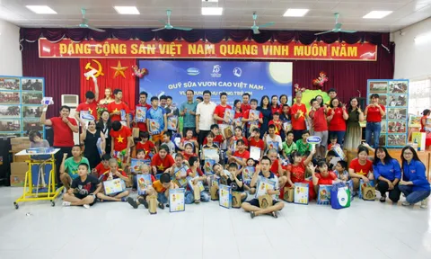 Vinamilk và Quỹ sữa vươn cao Việt Nam cùng trẻ em vui Tết trung thu